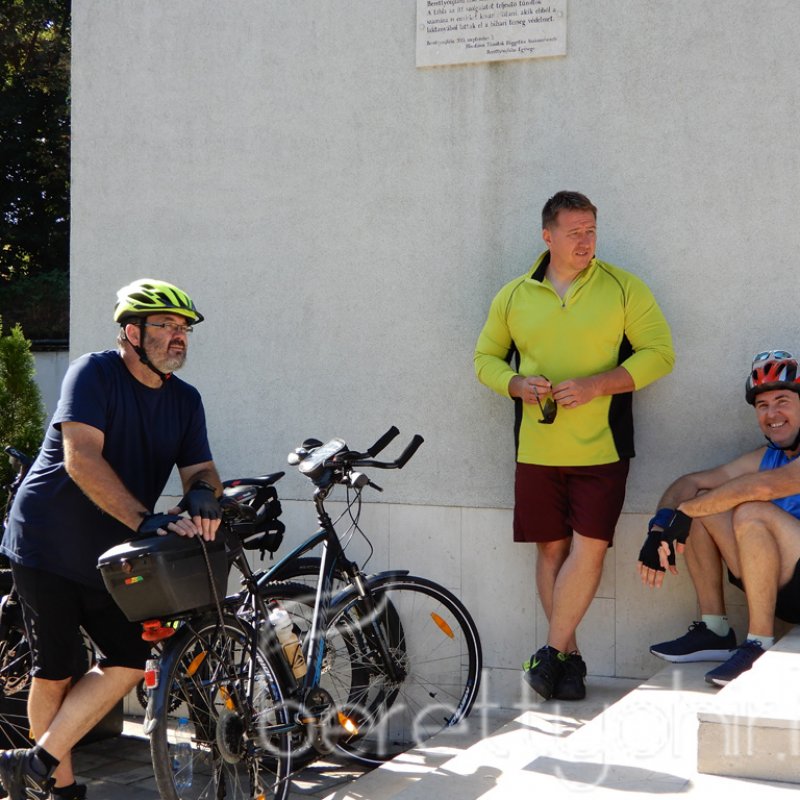 Kerékpártúra az autópályán 31